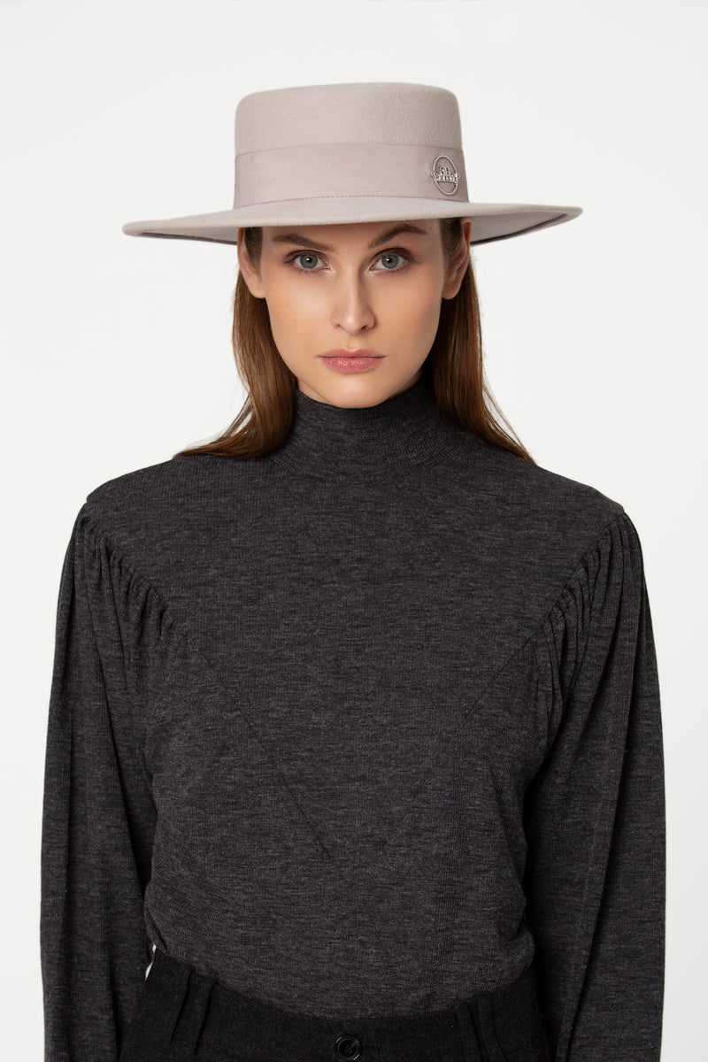 Gidoa Canotier Felt Hat in Grey Color